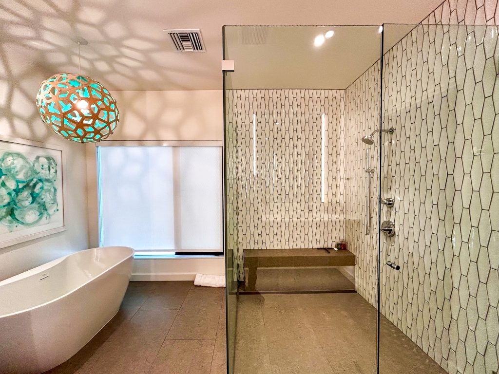 Large shower space 
